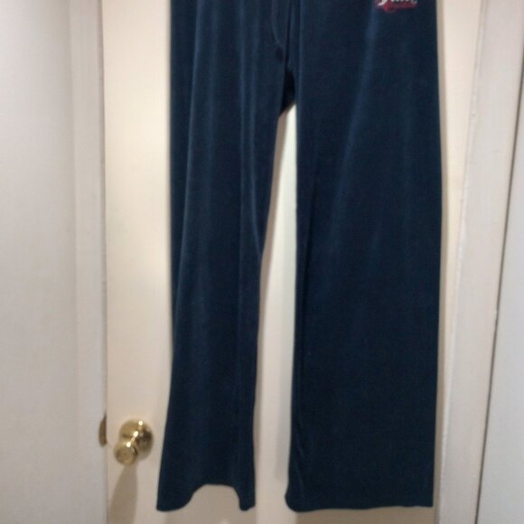 Juicy Couture Vintage Tracksuit Navy blue velour 2 pc set L Lightly used! - Picture 4 of 15